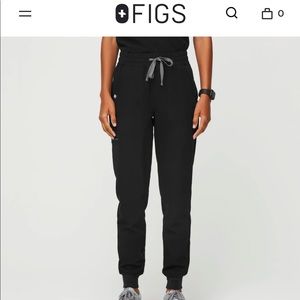 NWT black FIGS high waisted Zamora jogger style scrub pant